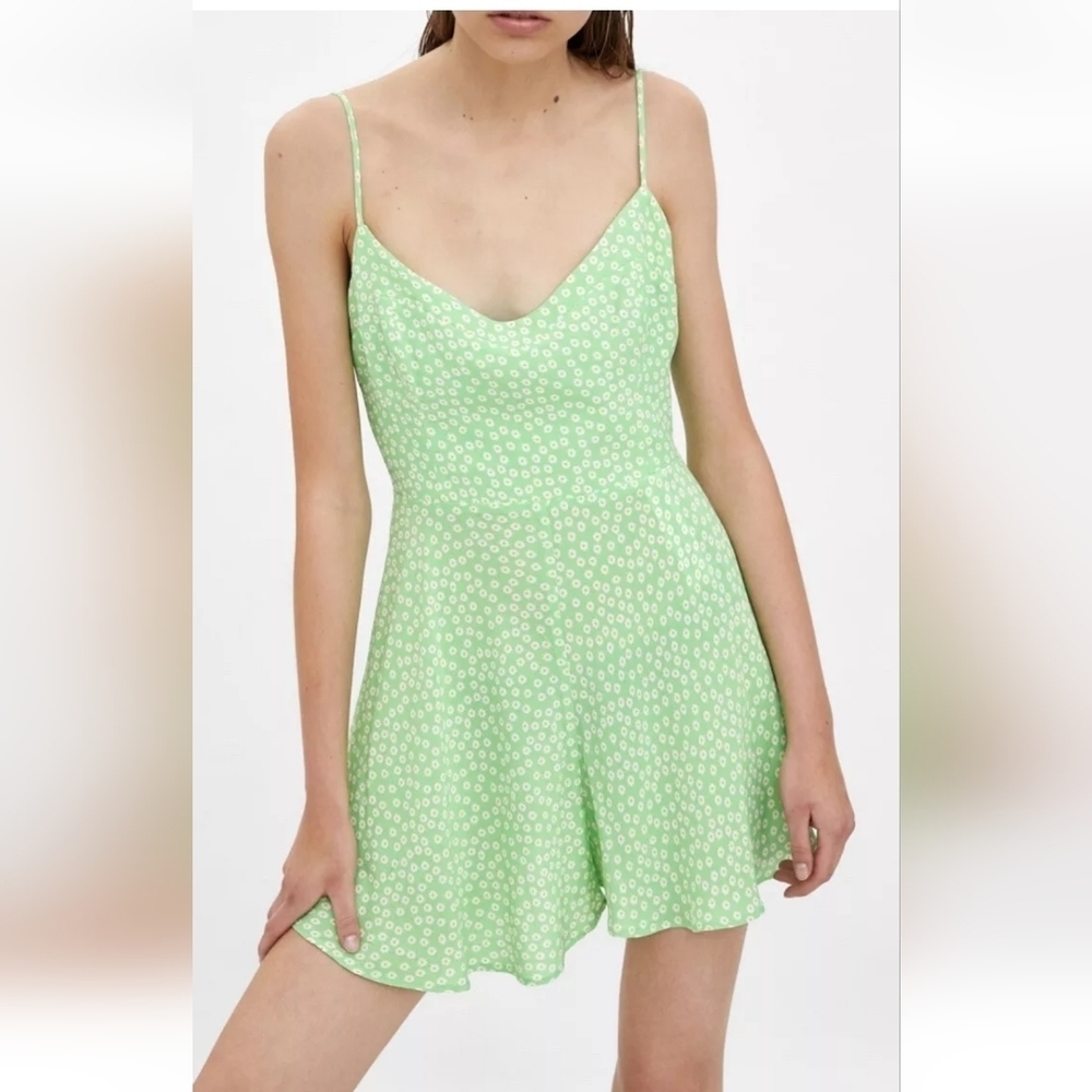 ZARA Green Floral Spaghetti Strap Flared Short Jumpsuit  Size Small